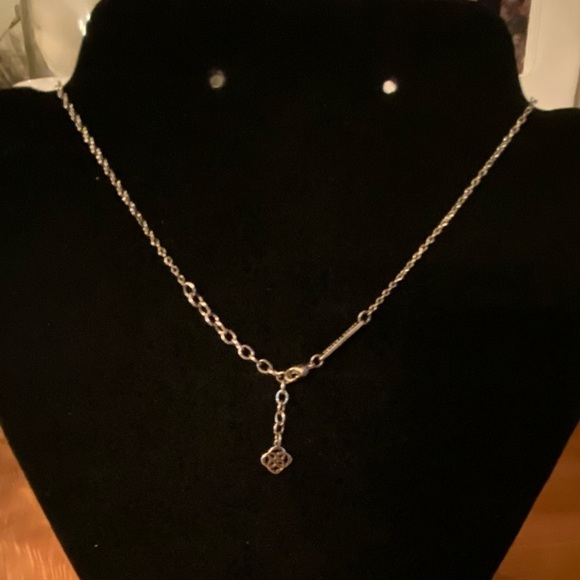 Kendra Scott Elisa Druzy Necklace - Picture 4 of 10